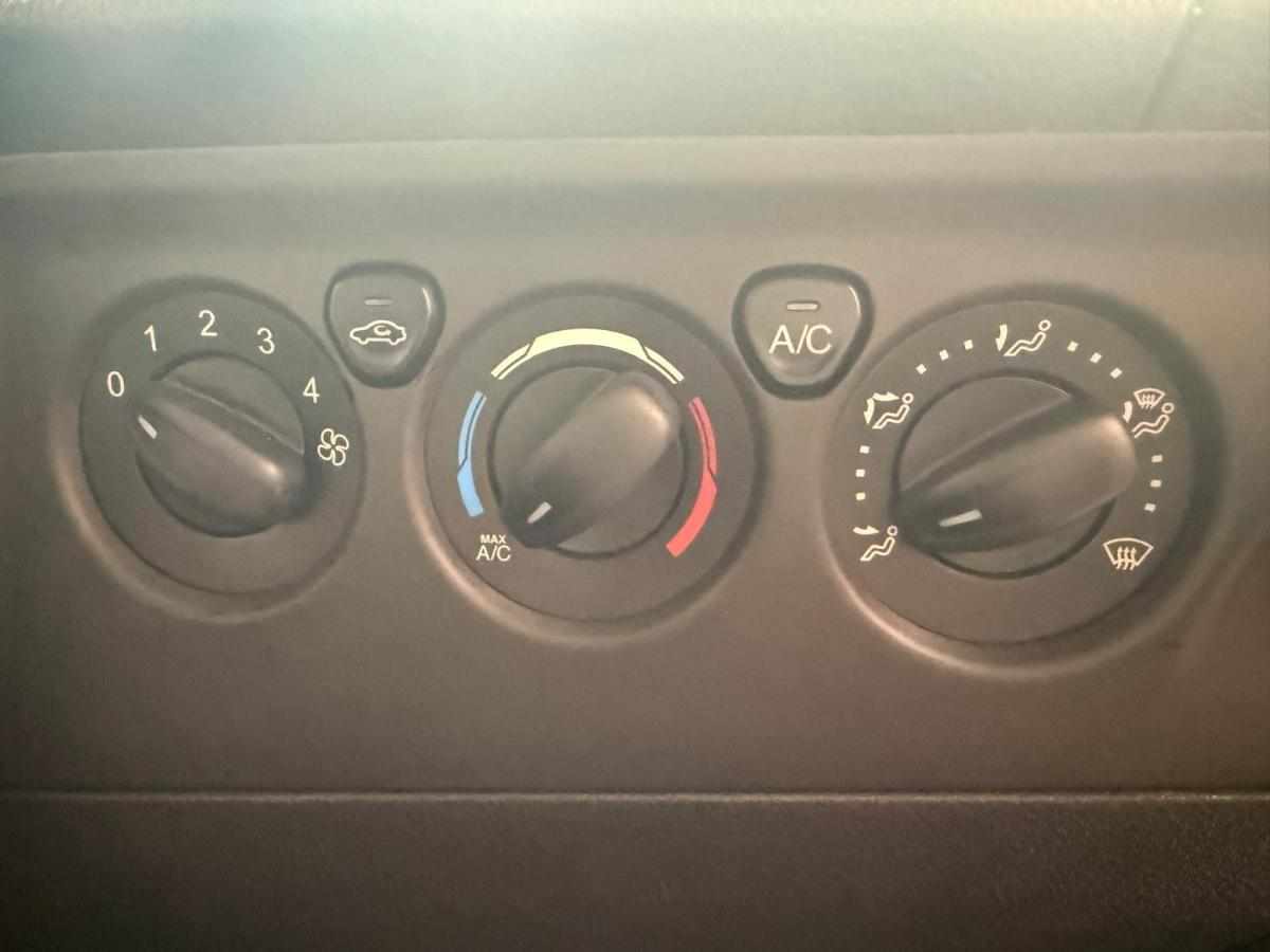 ford-tourneo-2-2-125cv-2014-diesel-2198cc