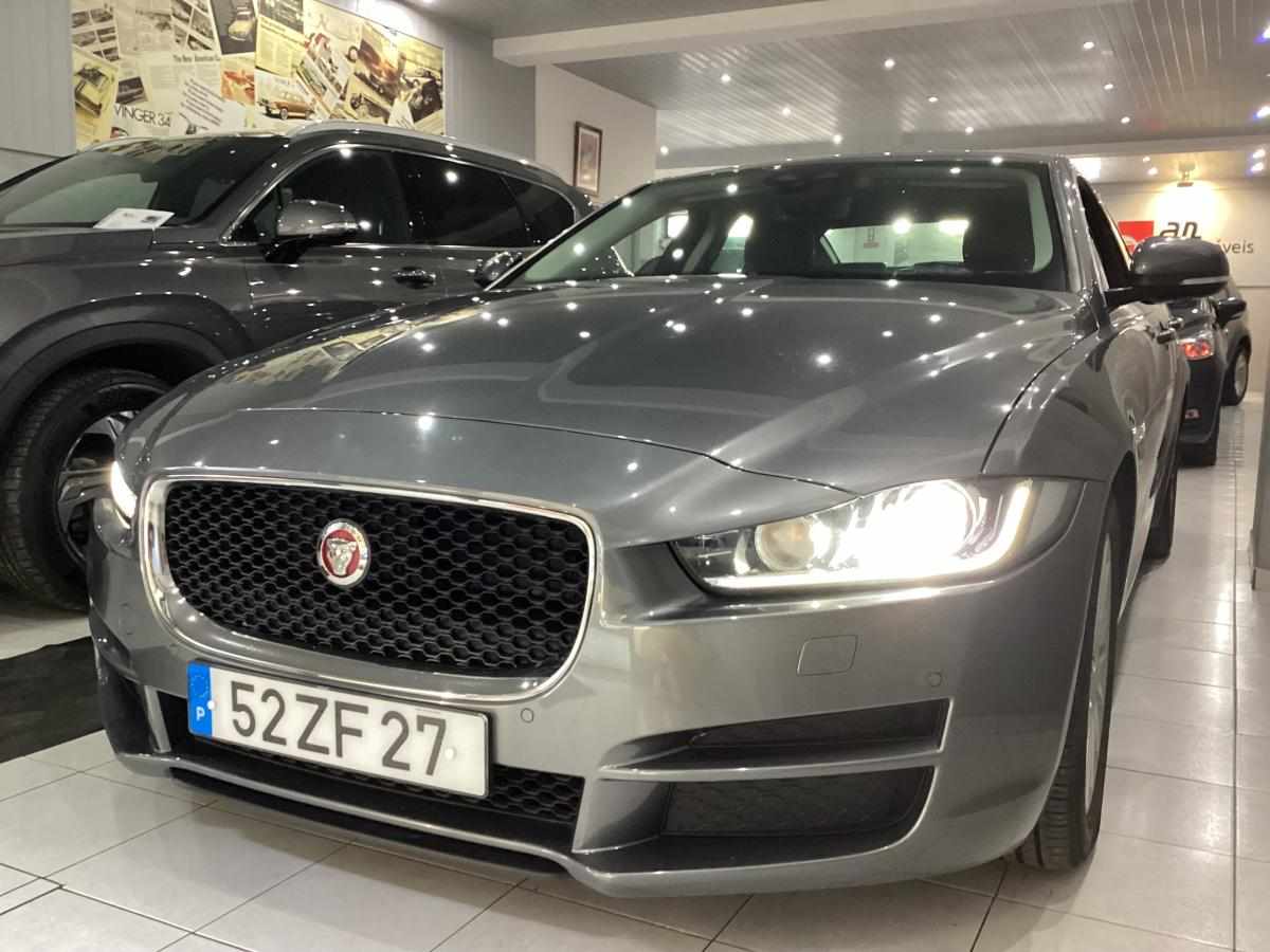 jaguar-xe-2-0-e-performance-2018-diesel-1999cc