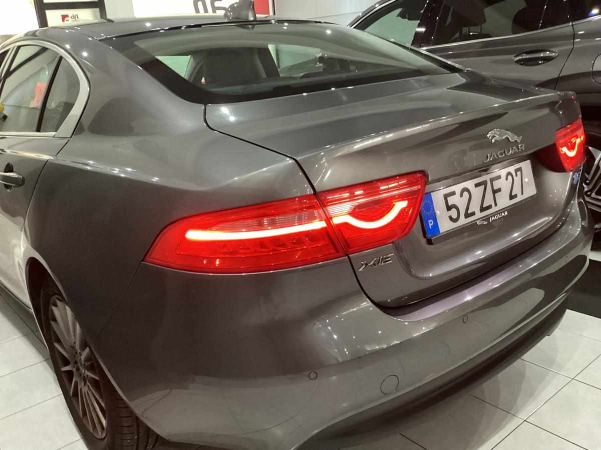 jaguar-xe-2-0-e-performance-2018-diesel-1999cc