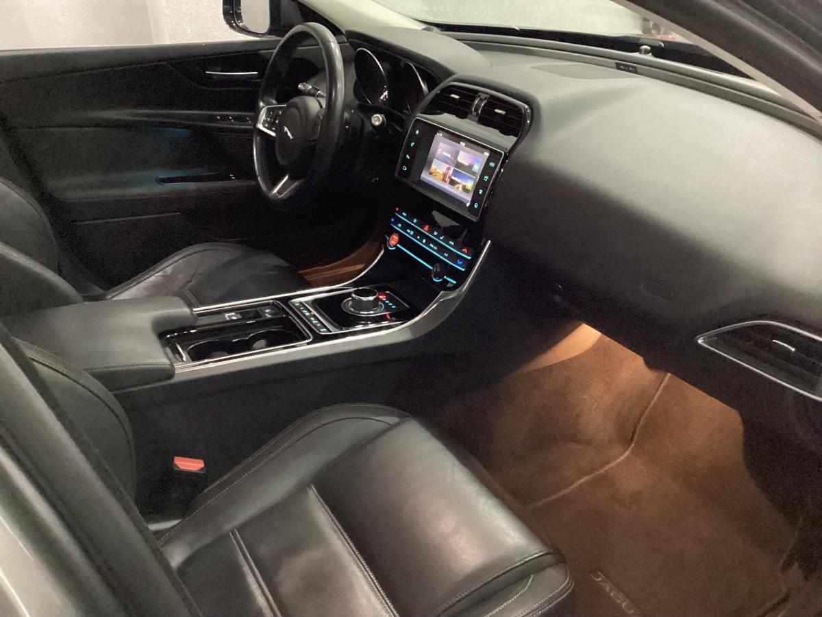 jaguar-xe-2-0-e-performance-2018-diesel-1999cc