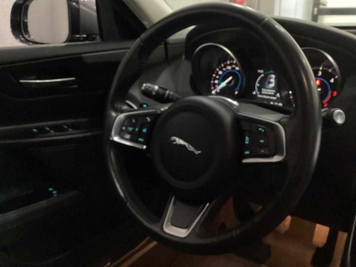 jaguar-xe-2-0-e-performance-2018-diesel-1999cc