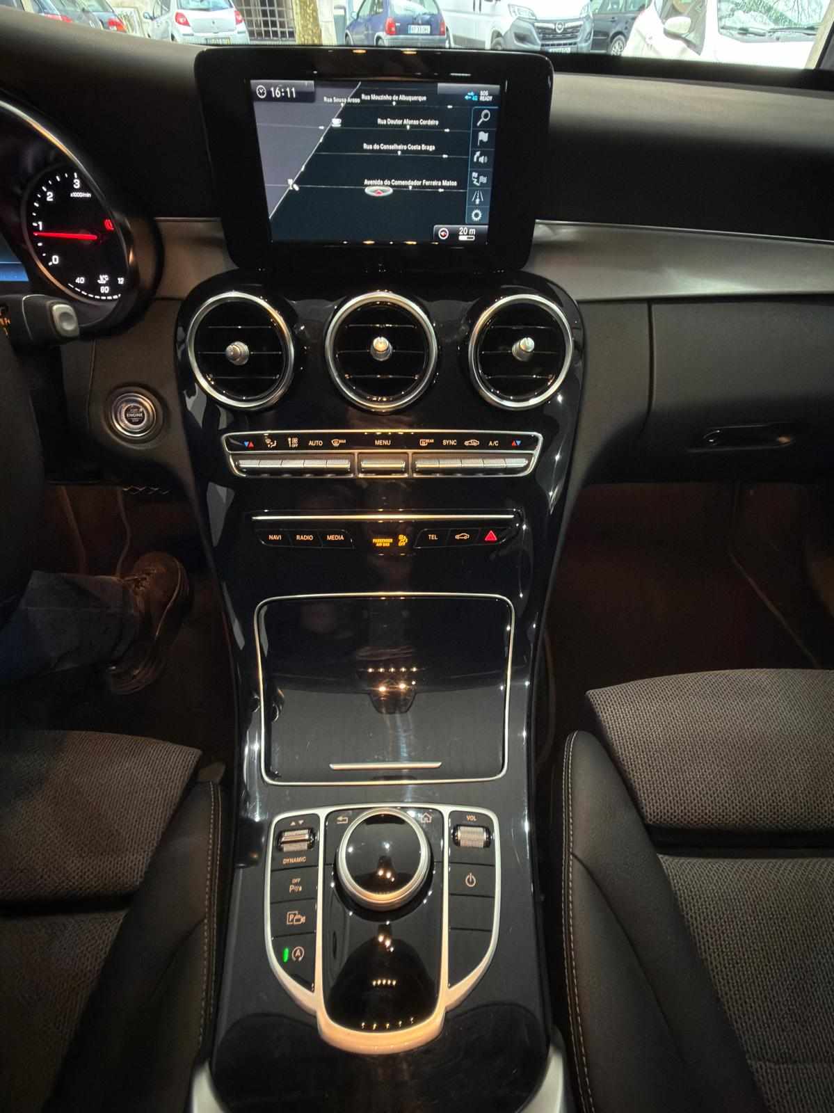 mercedes-benz-classe-c-c-220-d-4matic-2019-diesel-1950cc