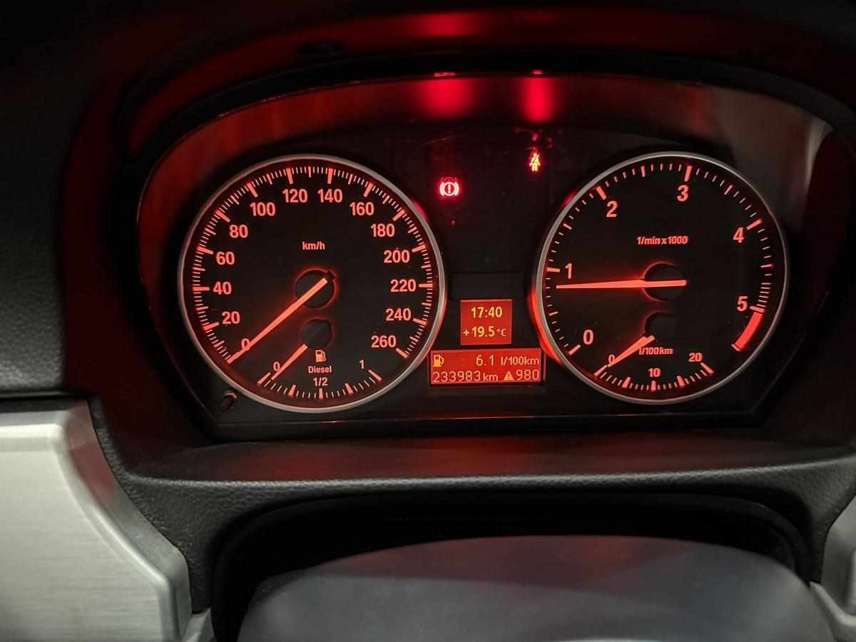 bmw-serie-3-320d-xdrive-2009-diesel-1995cc