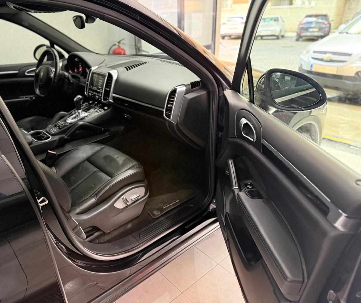 porsche-cayenne-3-0-v6-2012-diesel-2967cc