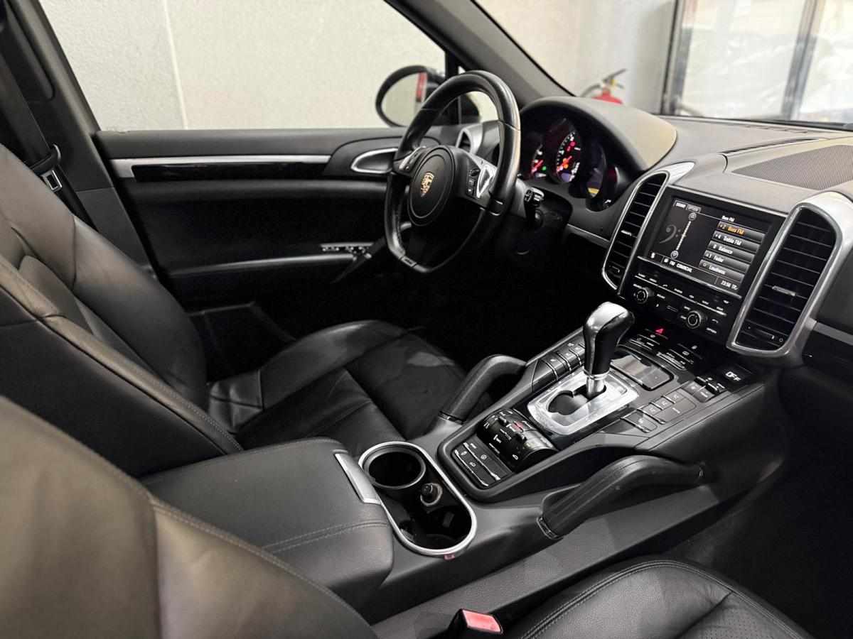 porsche-cayenne-3-0-v6-2012-diesel-2967cc