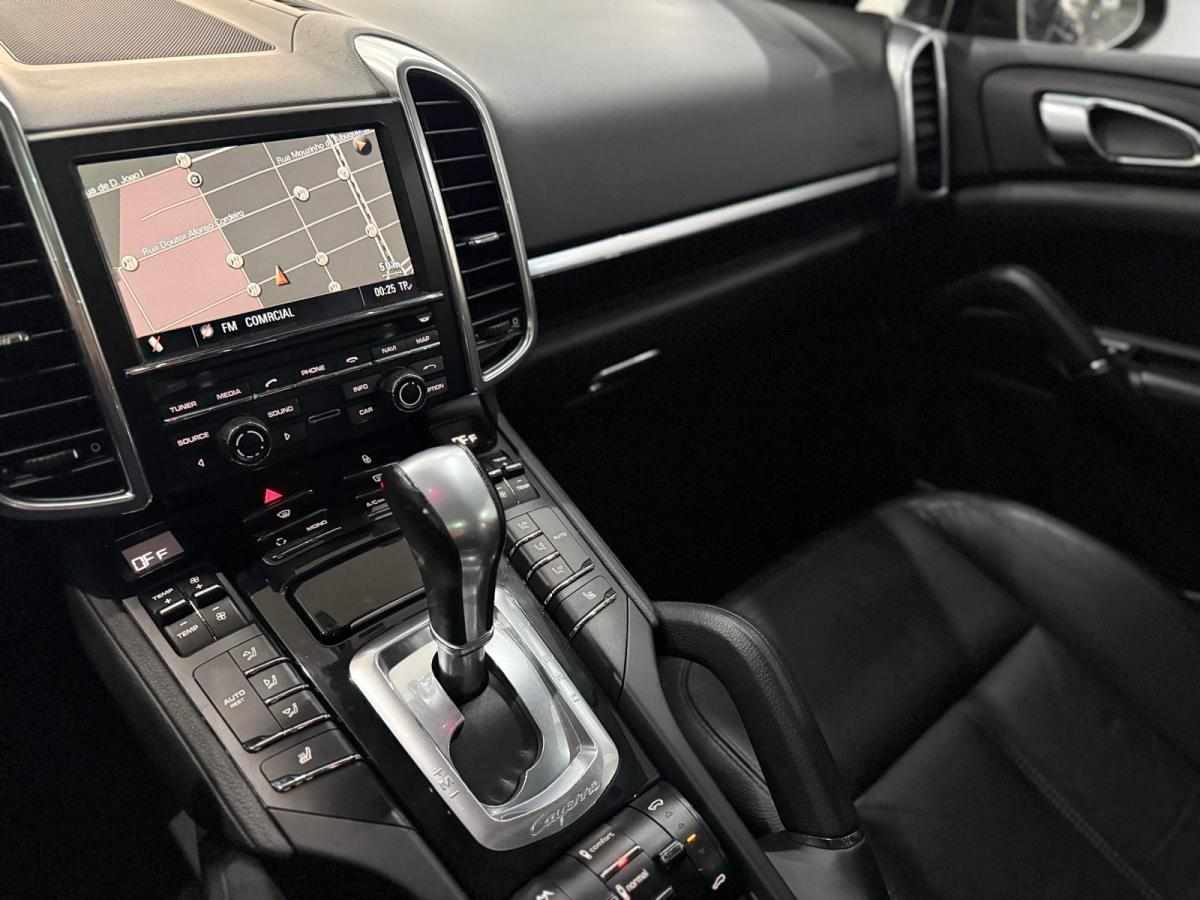 porsche-cayenne-3-0-v6-2012-diesel-2967cc