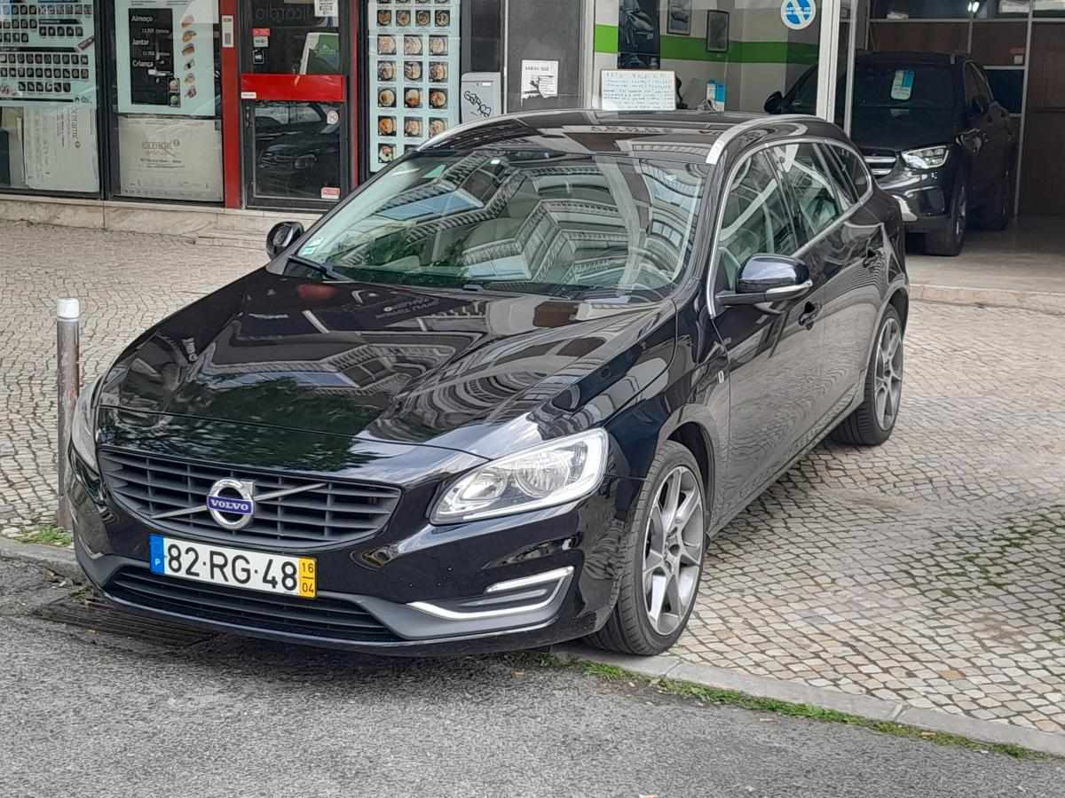 volvo-v60-d4-2-0-2016-diesel-2000cc