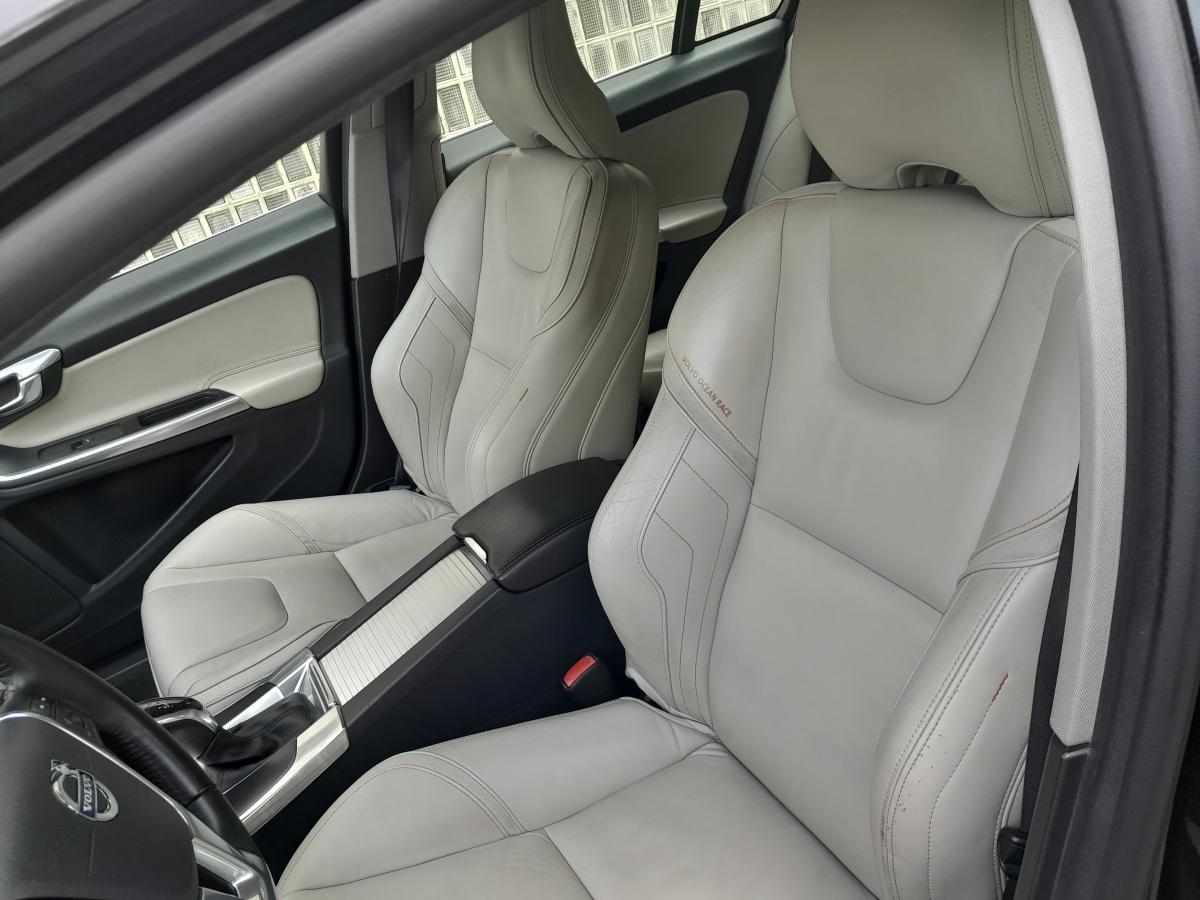 volvo-v60-d4-2-0-2016-diesel-2000cc