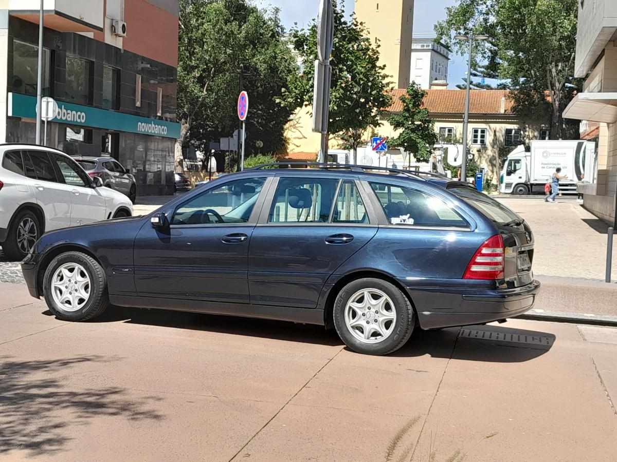 mercedes-benz-classe-c-c-220-t-cdi-2003-diesel-2143cc