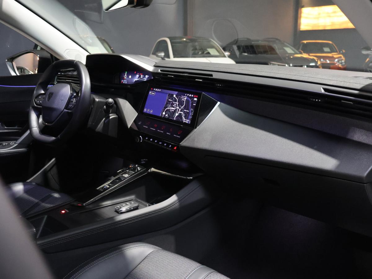 peugeot-308-sw-2022-diesel-1499cc