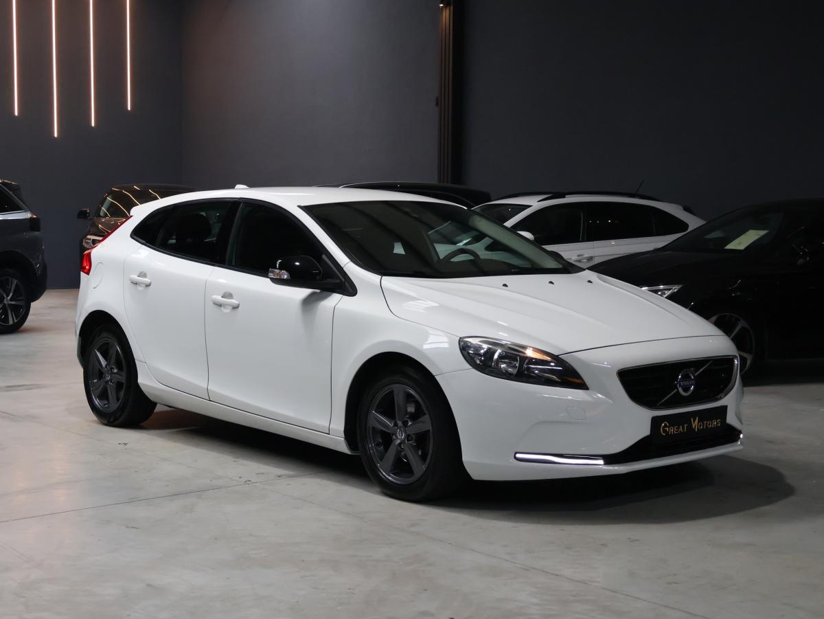 volvo-v40-2013-diesel-1560cc