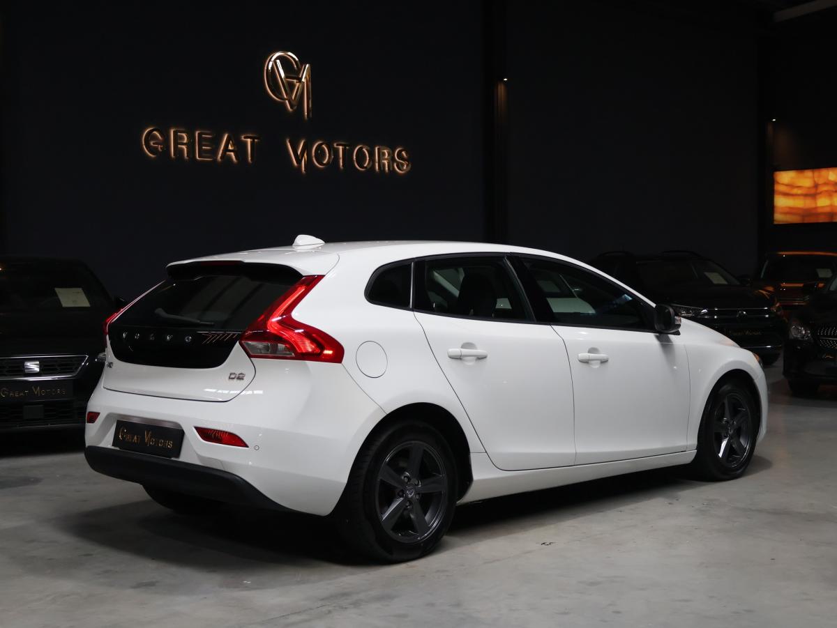 volvo-v40-2013-diesel-1560cc