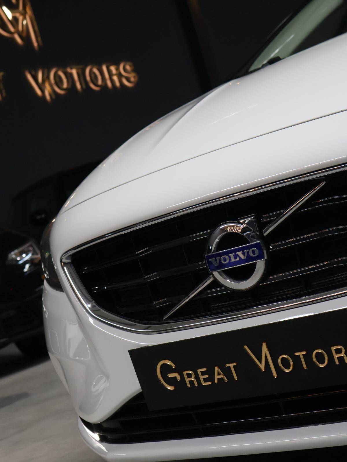 volvo-v40-2013-diesel-1560cc