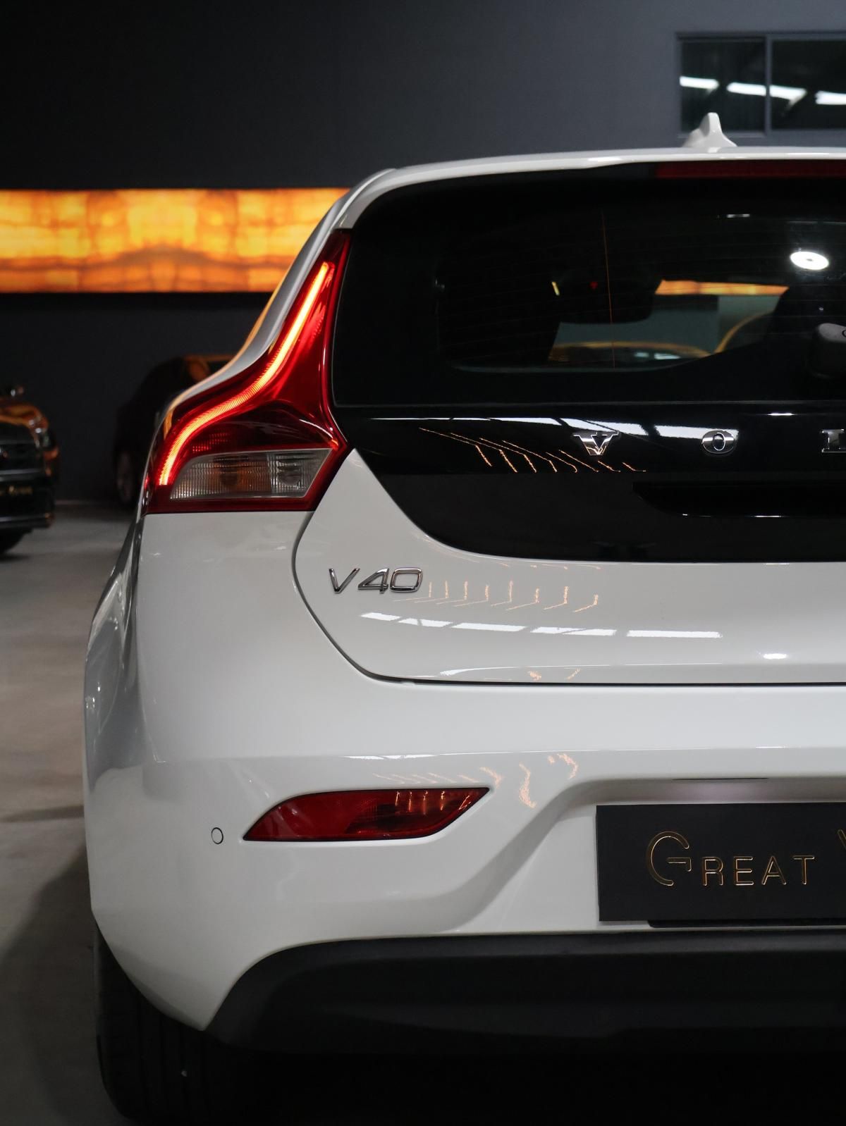 volvo-v40-2013-diesel-1560cc
