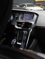 volvo-v40-2013-diesel-1560cc