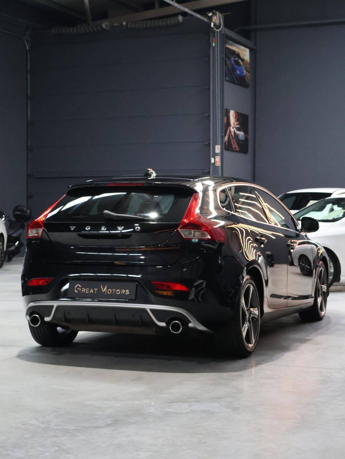 volvo-v40-2013-diesel-1560cc