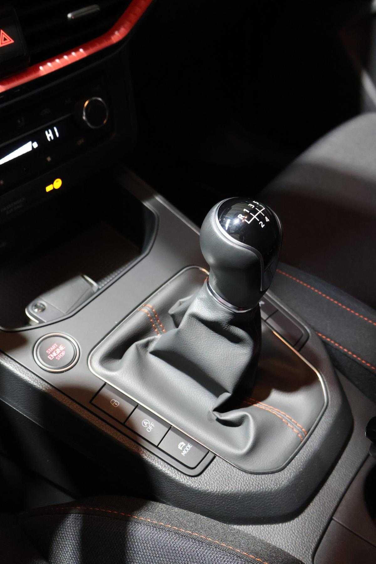 seat-ibiza-2022-gasolina-999cc