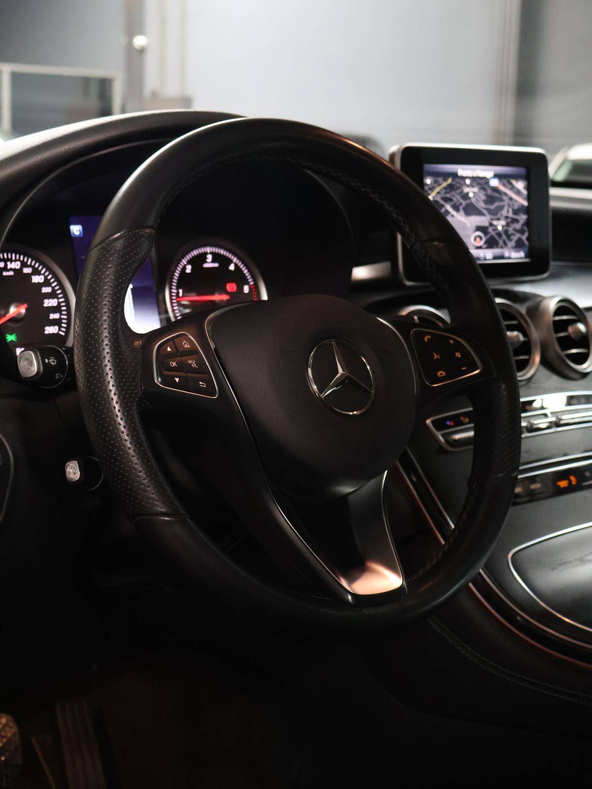 mercedes-benz-glc-2019-diesel-2143cc