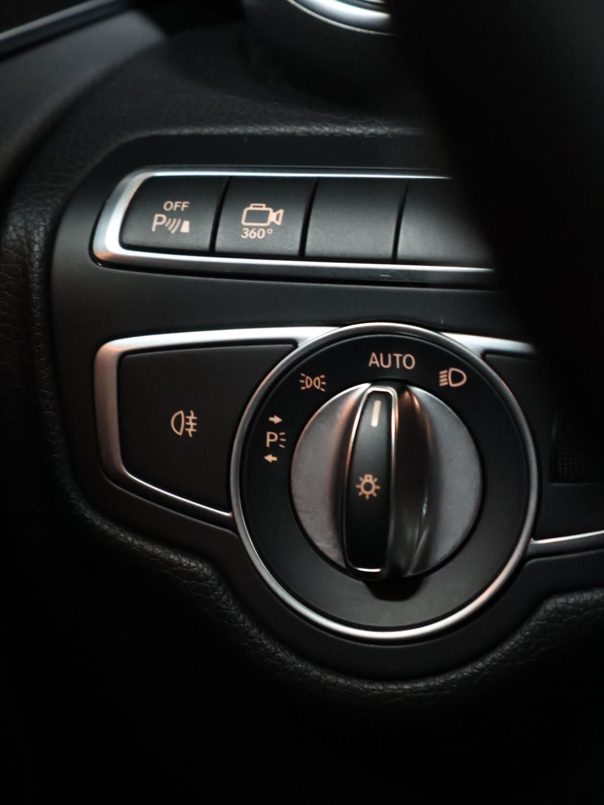 mercedes-benz-glc-2019-diesel-2143cc