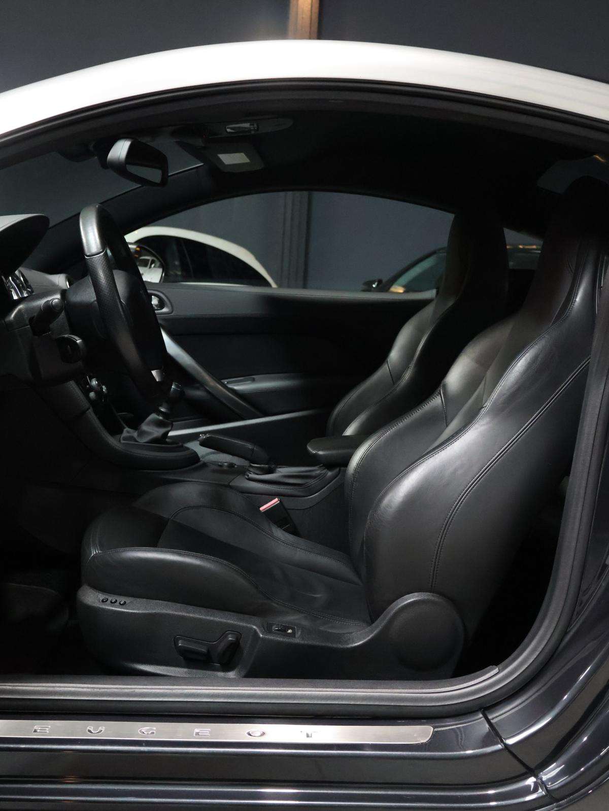 peugeot-rcz-2011-gasolina-1598cc