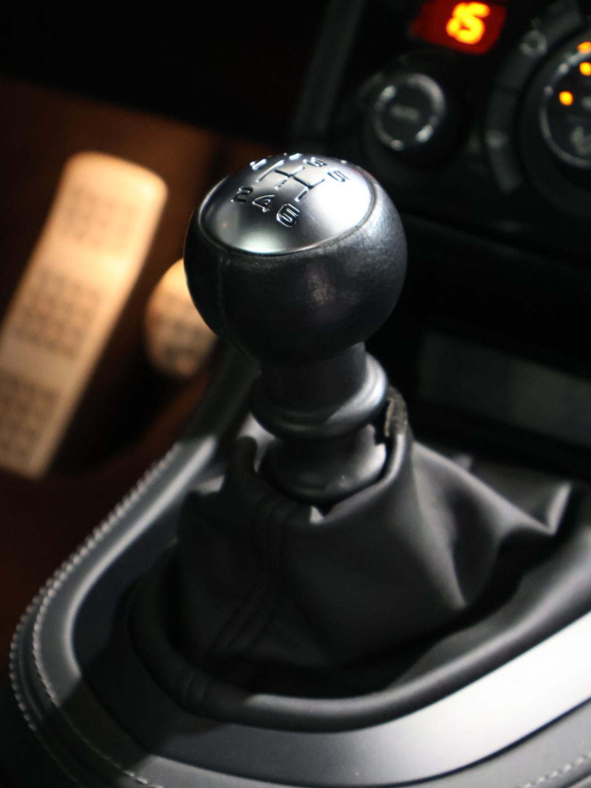 peugeot-rcz-2011-gasolina-1598cc