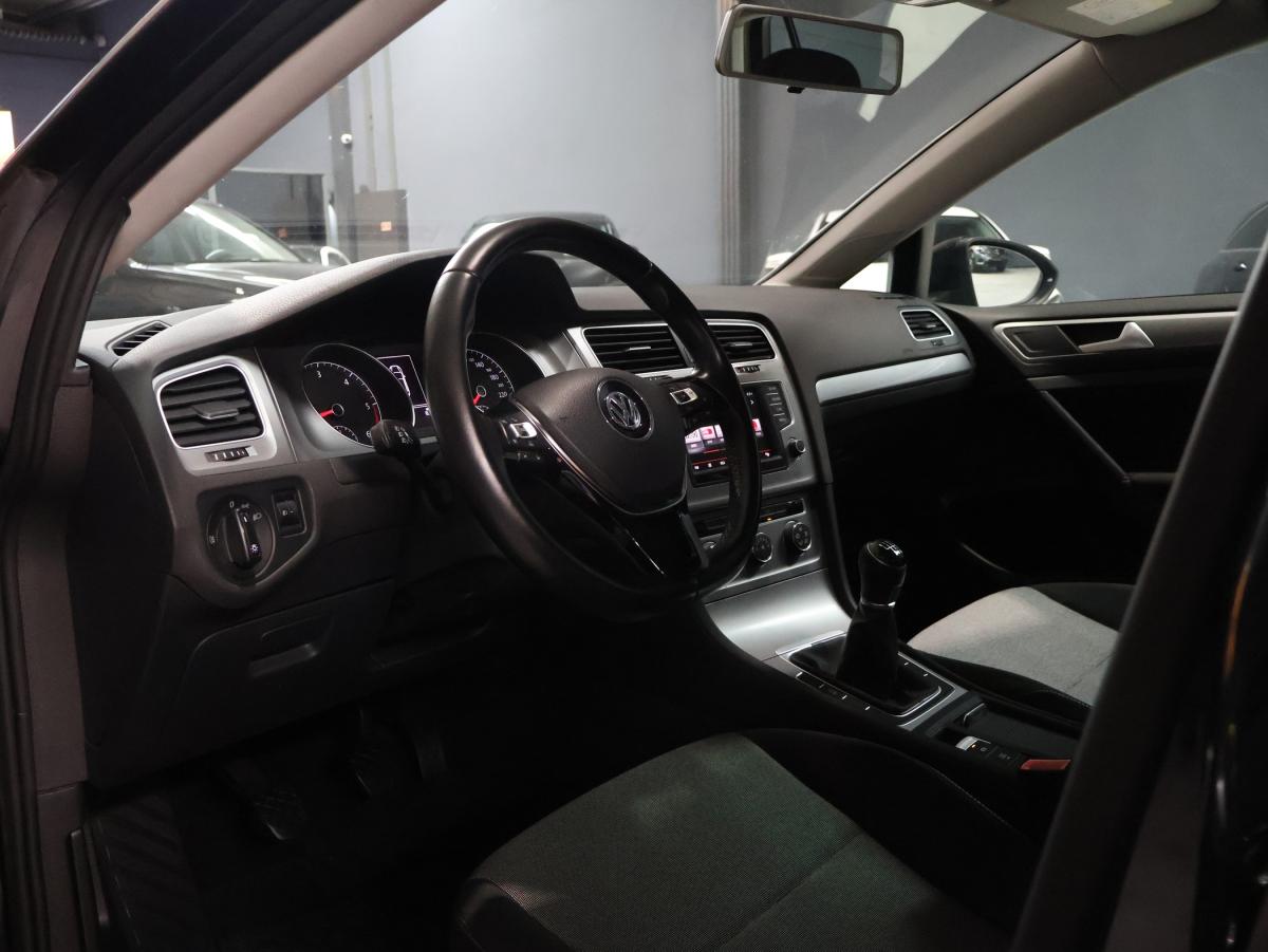 volkswagen-golf-2016-diesel-1598cc