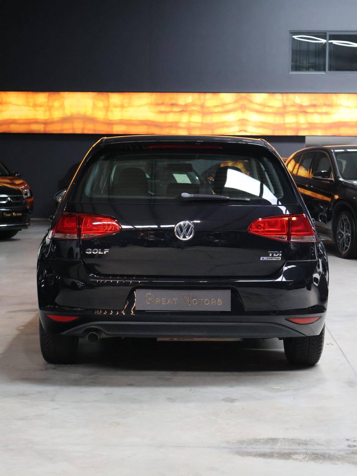 volkswagen-golf-2016-diesel-1598cc