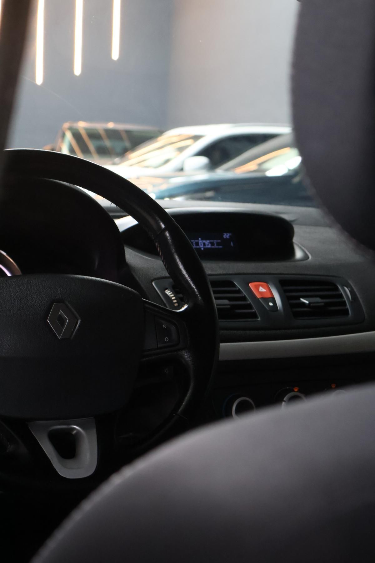 renault-megane-2010-diesel-1461cc