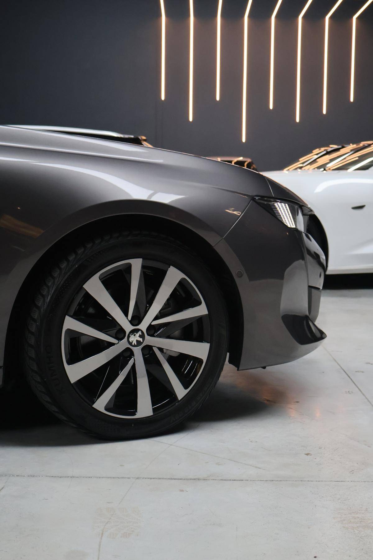 peugeot-508-sw-2019-diesel-1997cc