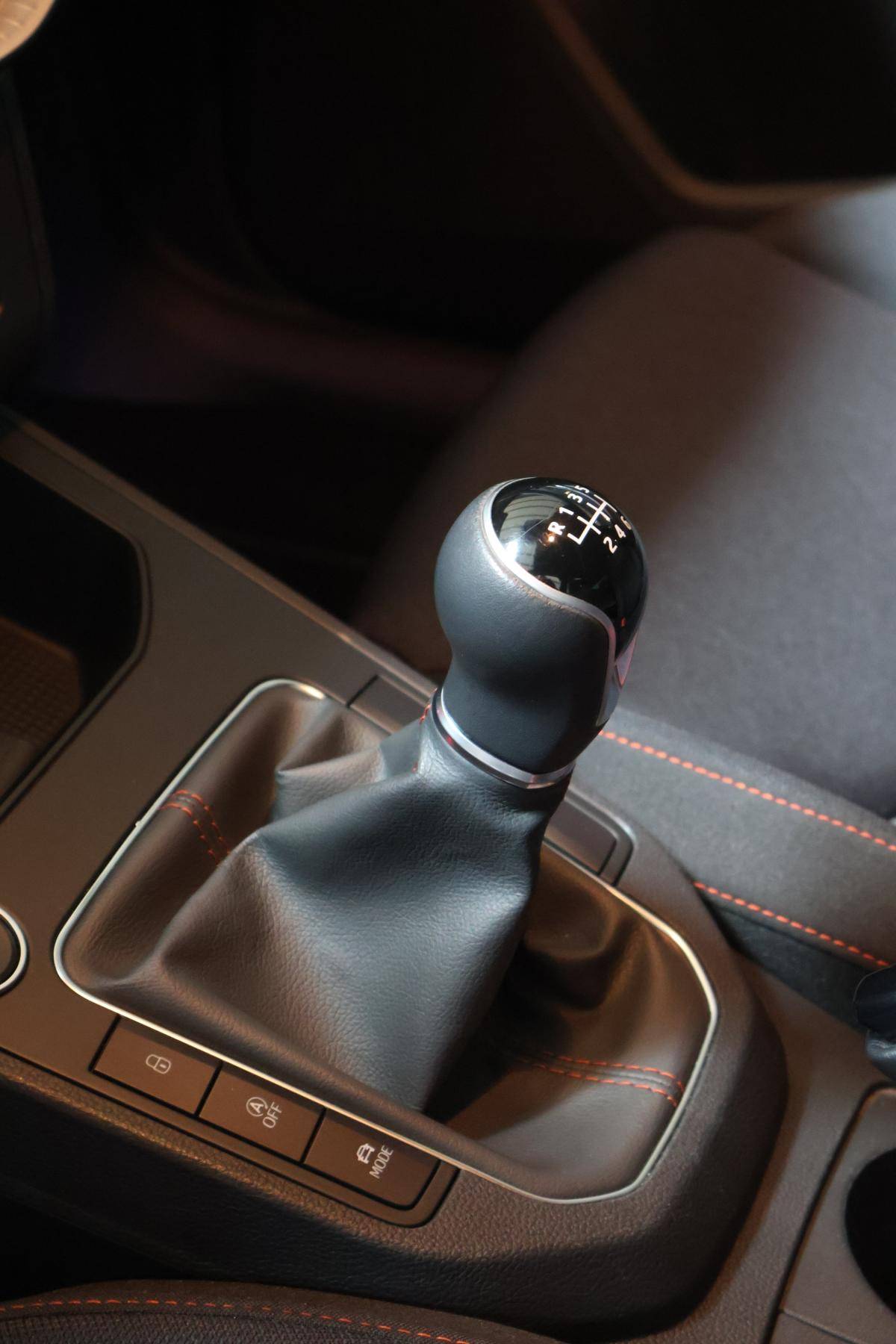 seat-ibiza-2022-gasolina-999cc