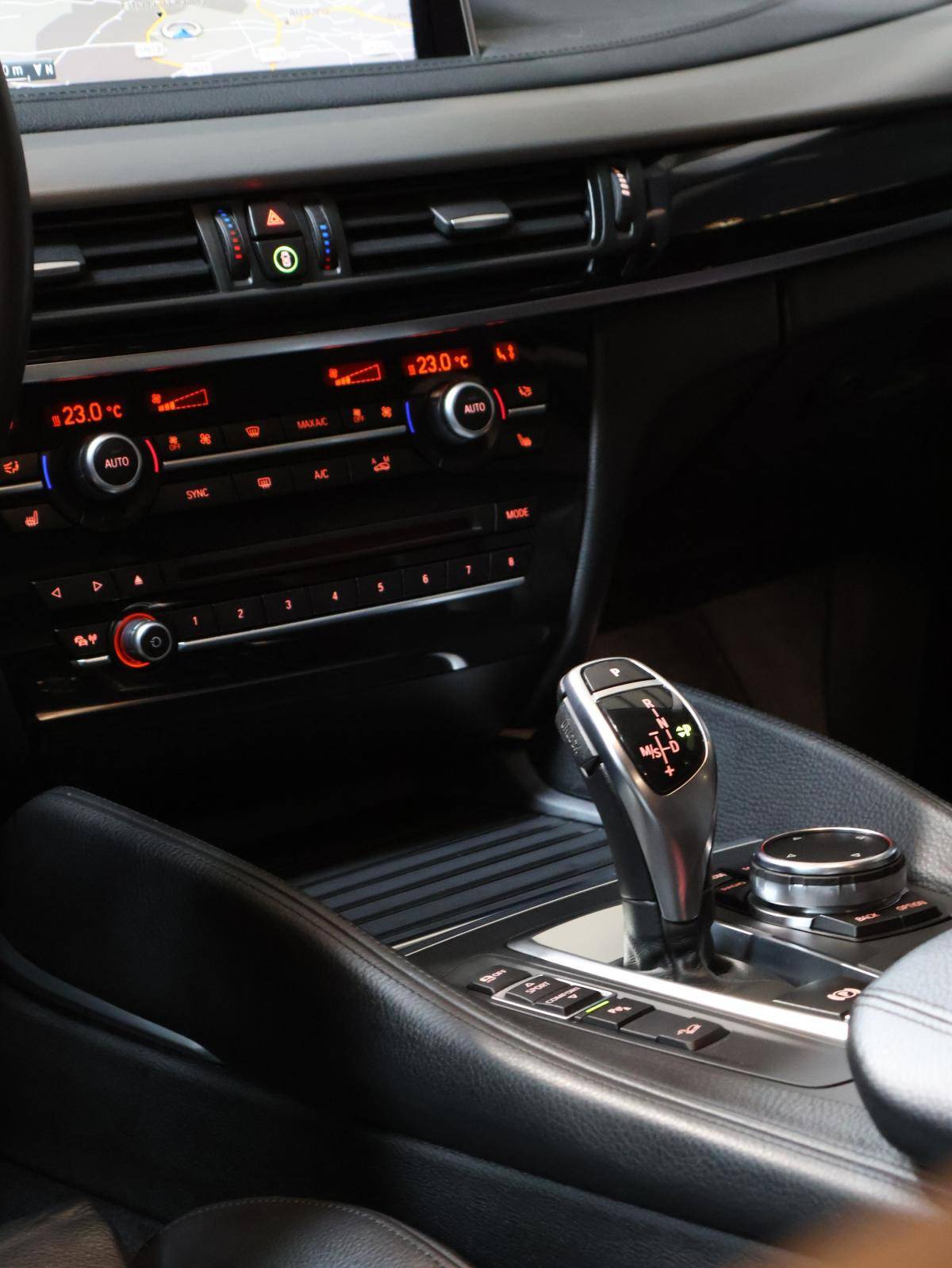 bmw-x6-2015-diesel-2993cc