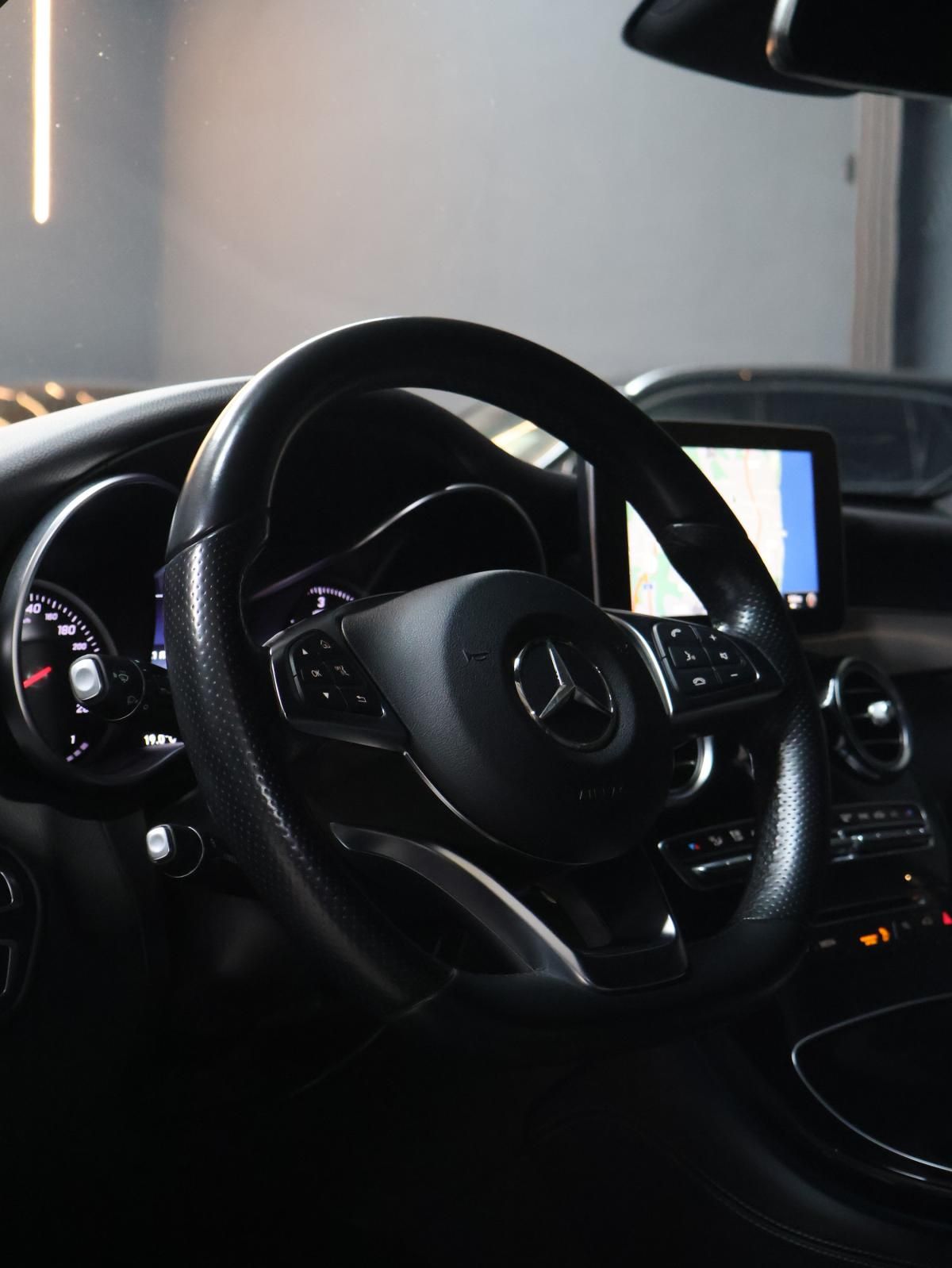 mercedes-benz-glc-2017-diesel-2143cc