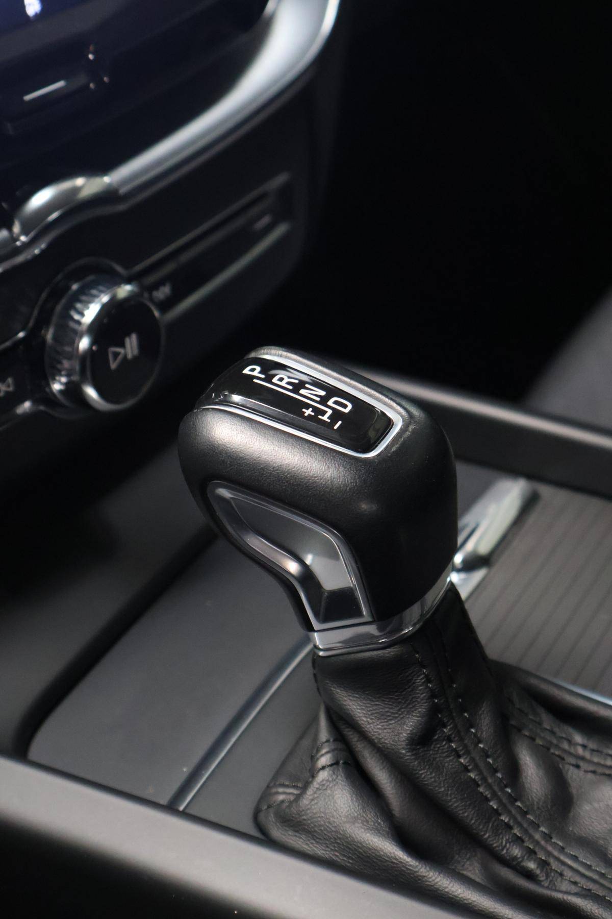 volvo-xc60-2019-diesel-1969cc