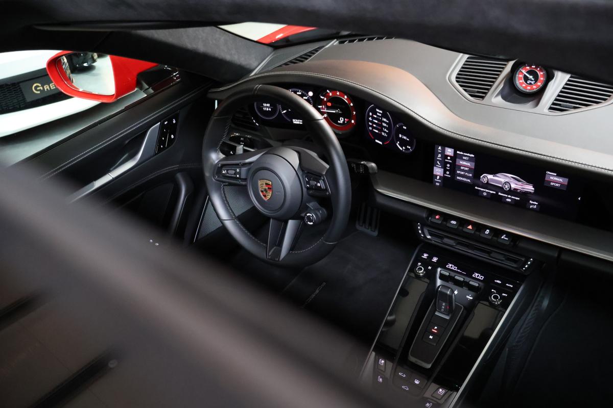 porsche-992-2020-gasolina-3745cc