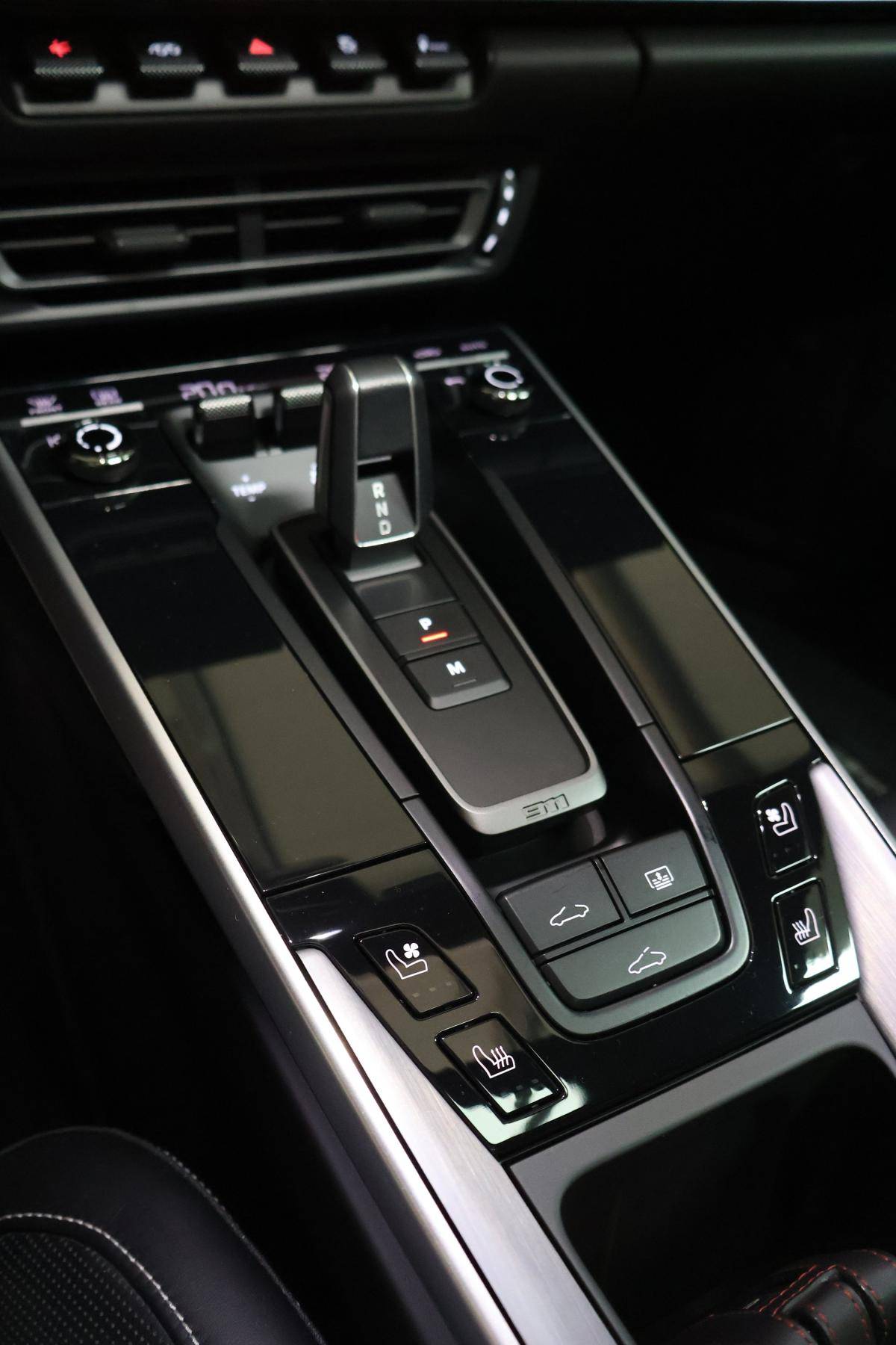 porsche-992-2020-gasolina-3745cc