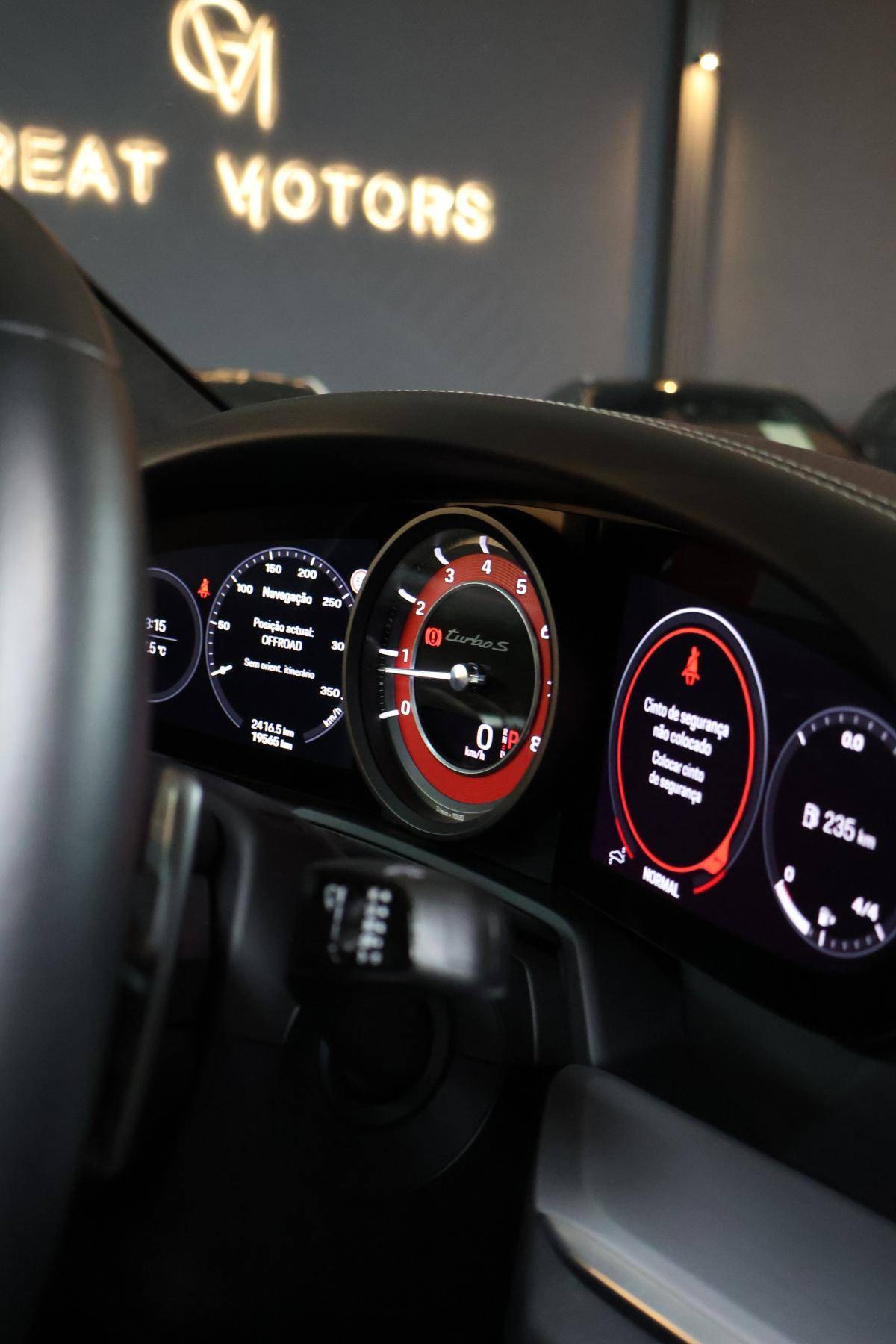 porsche-992-2020-gasolina-3745cc