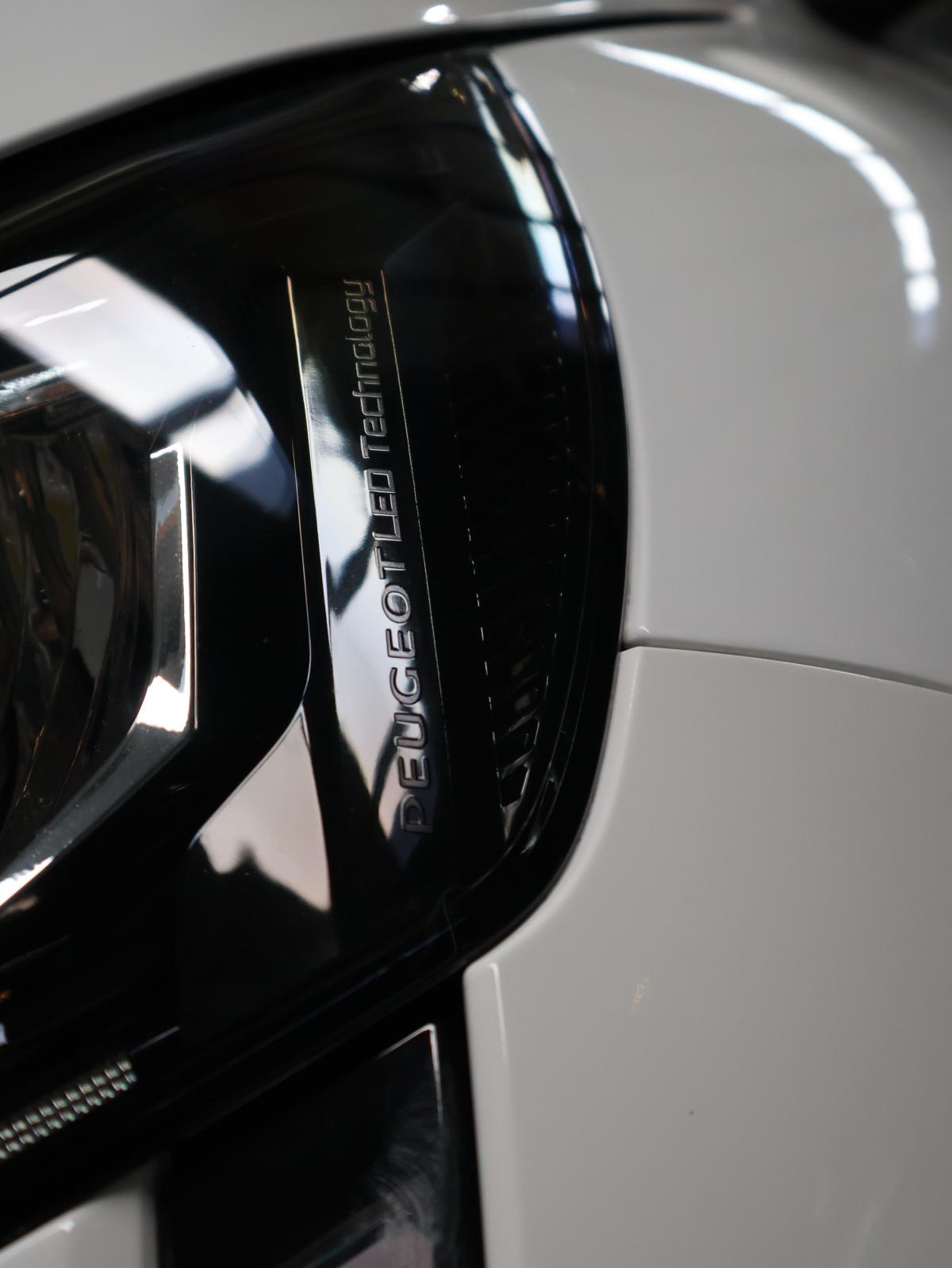peugeot-208-2021-gasolina-1199cc