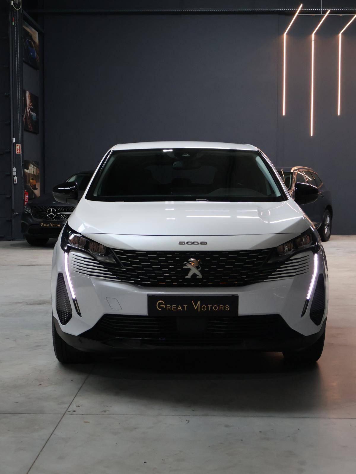 peugeot-5008-2022-diesel-1499cc