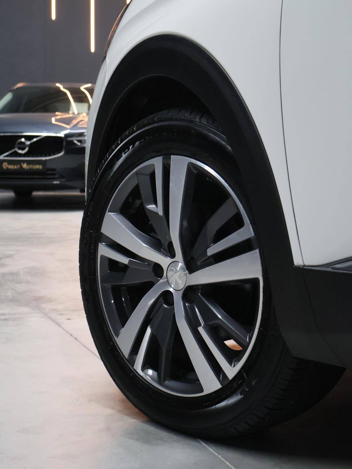 peugeot-5008-2022-diesel-1499cc