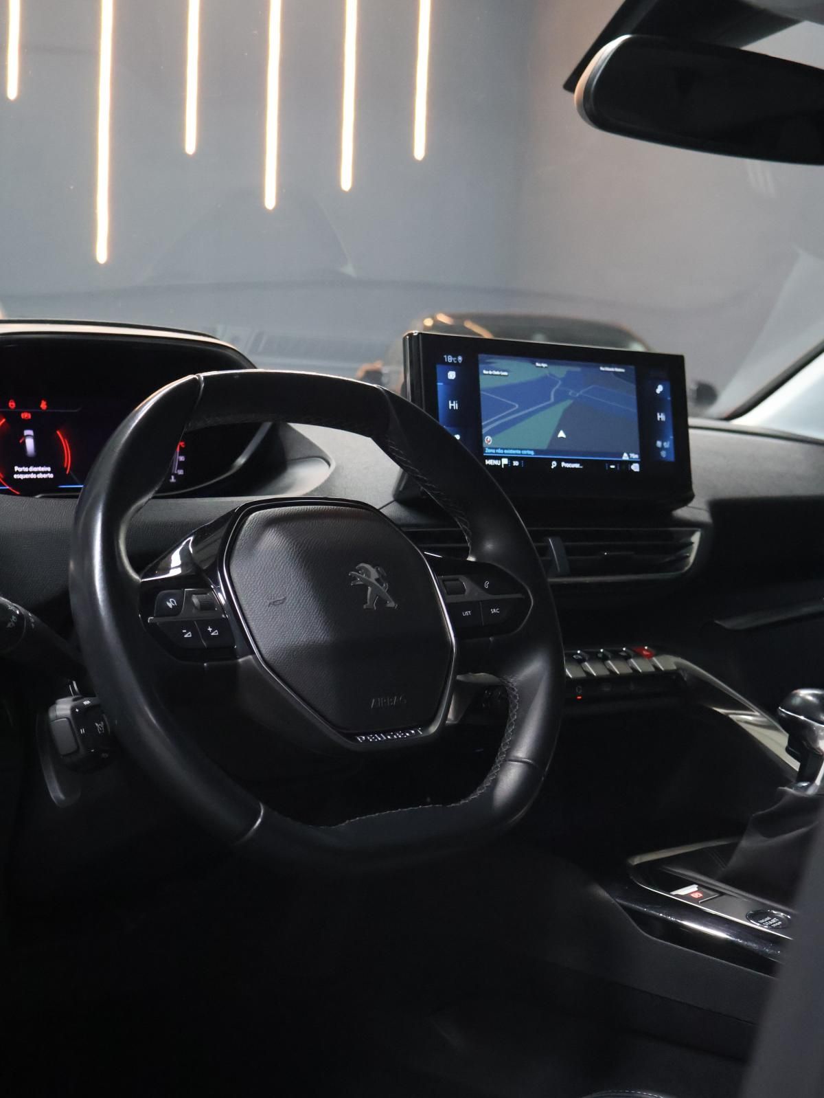 peugeot-5008-2022-diesel-1499cc