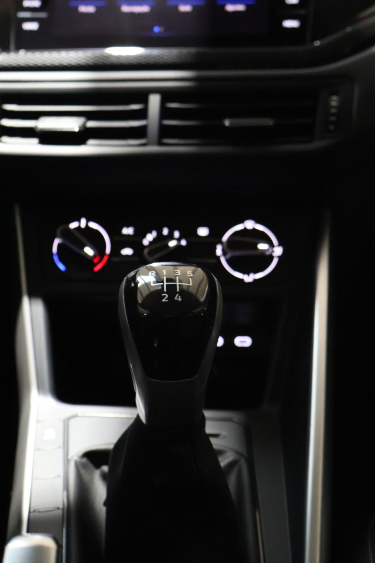 volkswagen-taigo-2023-gasolina-999cc