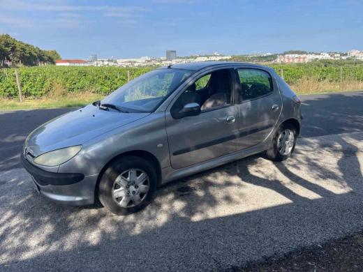peugeot-206-1-1-2002-gasolina-1124cc