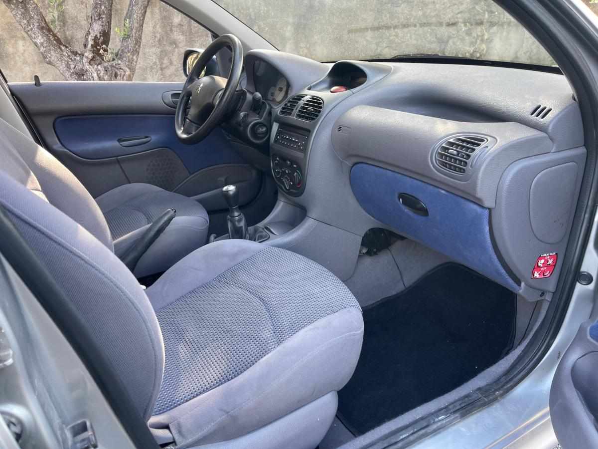 peugeot-206-1-1-2002-gasolina-1124cc