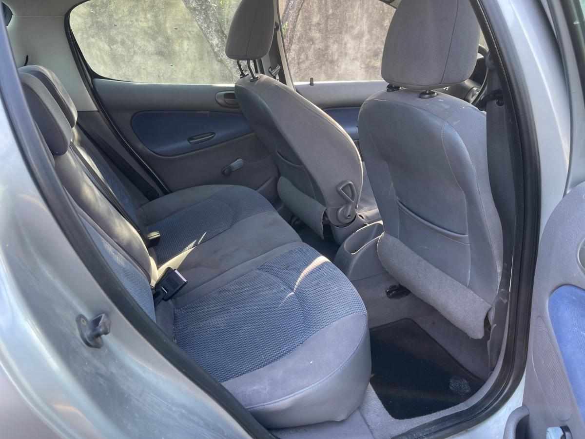 peugeot-206-1-1-2002-gasolina-1124cc