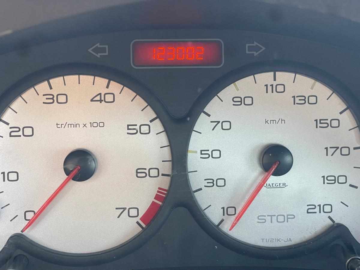 peugeot-206-1-1-2002-gasolina-1124cc