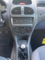 peugeot-206-1-1-2002-gasolina-1124cc
