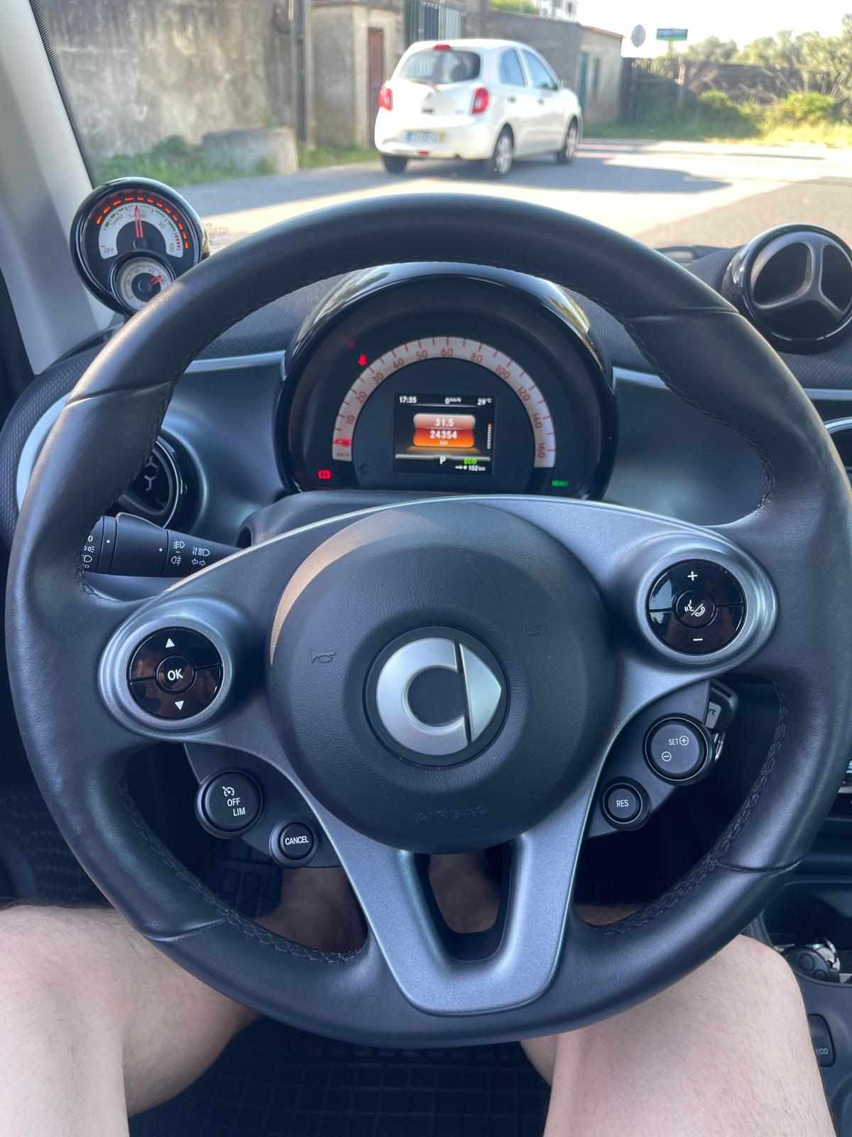 smart-fortwo-electrico-drive-2018-eletrico
