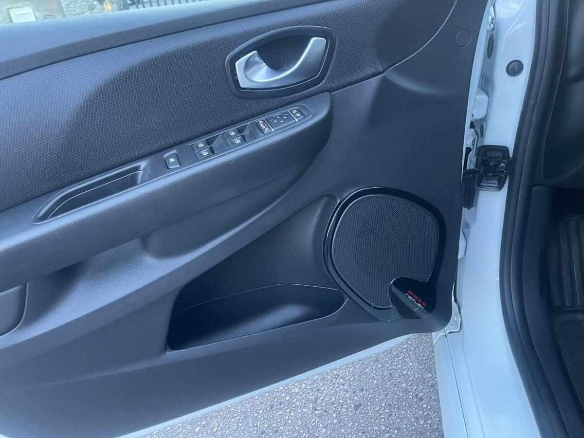 renault-clio-1-2-tce-2017-gasolina-1197cc
