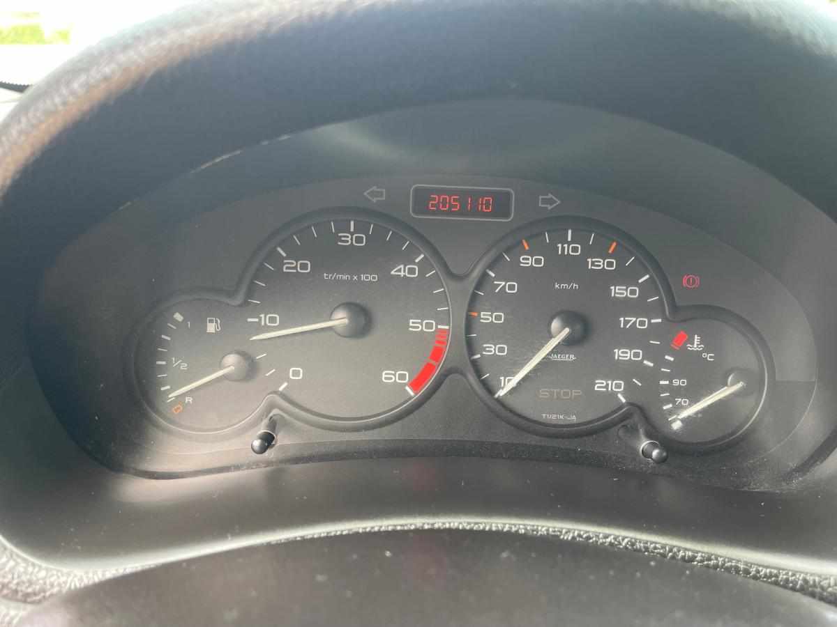 peugeot-206-1-4-hdi-2002-diesel-1398cc