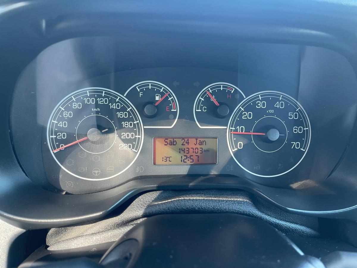 fiat-punto-1-2-2010-gasolina-1242cc